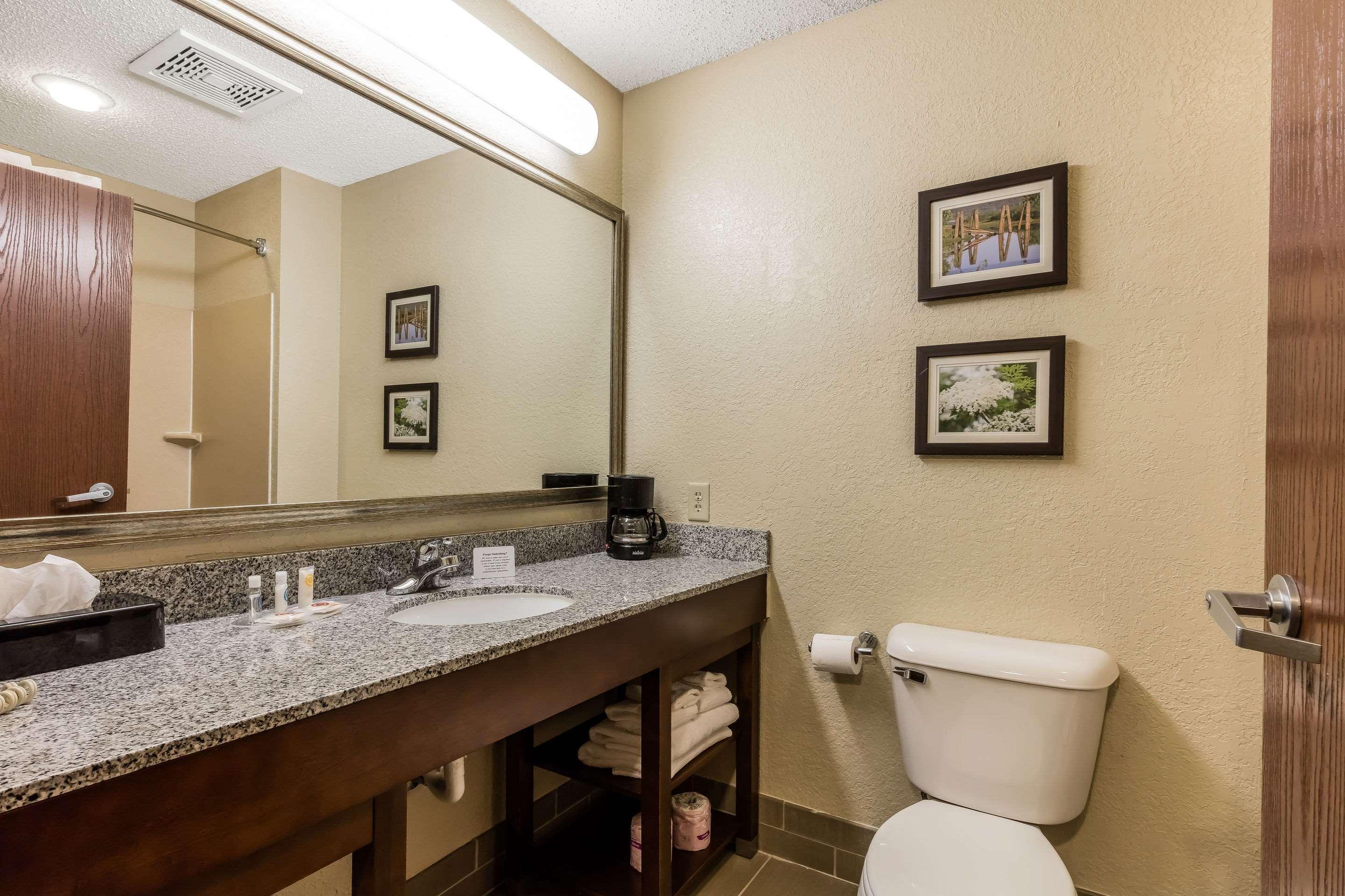 Comfort Suites Jonesboro University Area Dış mekan fotoğraf